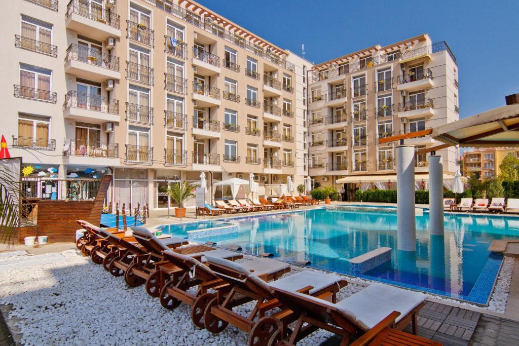 Menada Dawn Park Apartment Солнечный берег Экстерьер фото