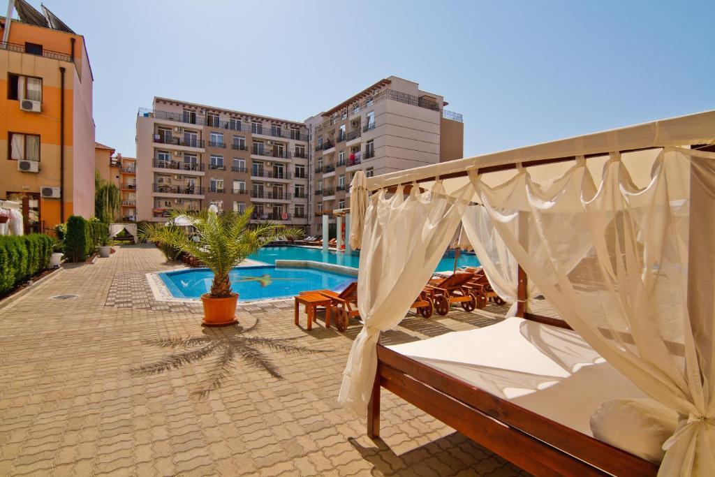 Menada Dawn Park Apartment Солнечный берег Экстерьер фото
